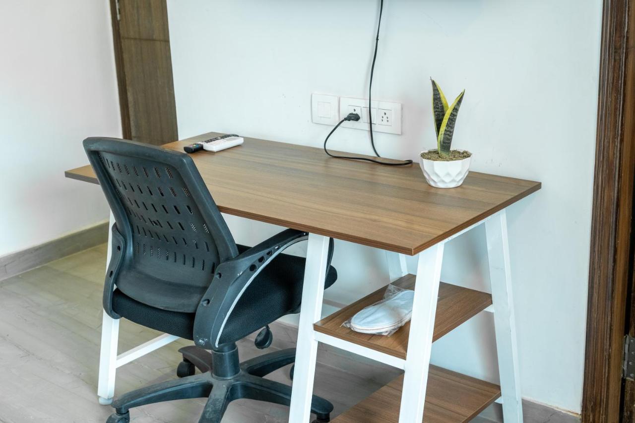 Flxho Uno - Serviced Apartment & Rooms - Golf Course Road 구르가온 외부 사진
