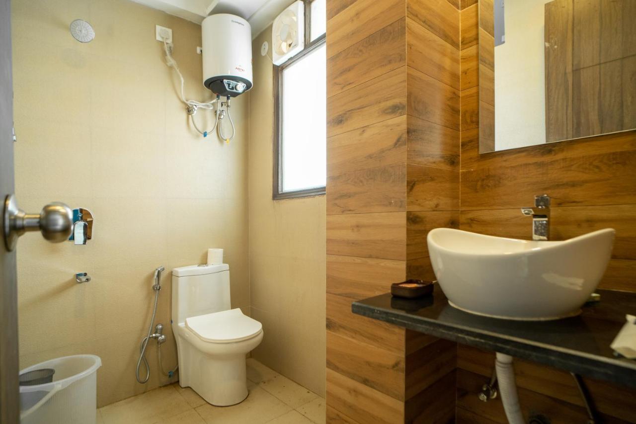 Flxho Uno - Serviced Apartment & Rooms - Golf Course Road 구르가온 외부 사진